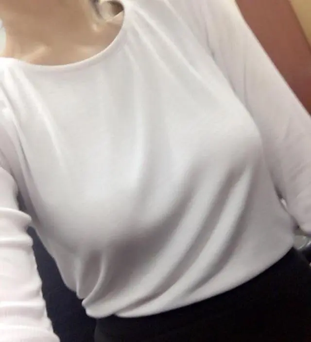 부드럽고 가볍고 챠르르하고 핏 좋고...
