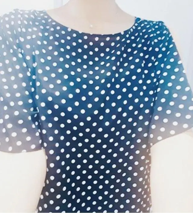 흐믈거리지않고 빳빳함
