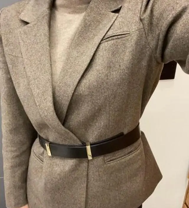 자켓에 포인트로~^^
