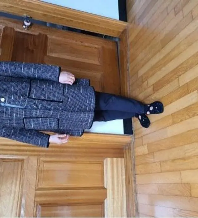 블랜드 니트 코트
