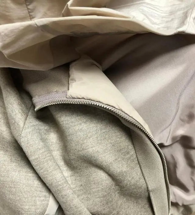 네이버페이에서 작성된 후기입니다.
