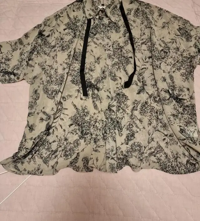 네이버페이에서 작성된 후기입니다.
