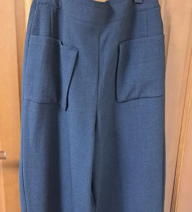 디자인좋구 편하고 집에 있는옷이랑 코디하기가 너무 좋네요.
