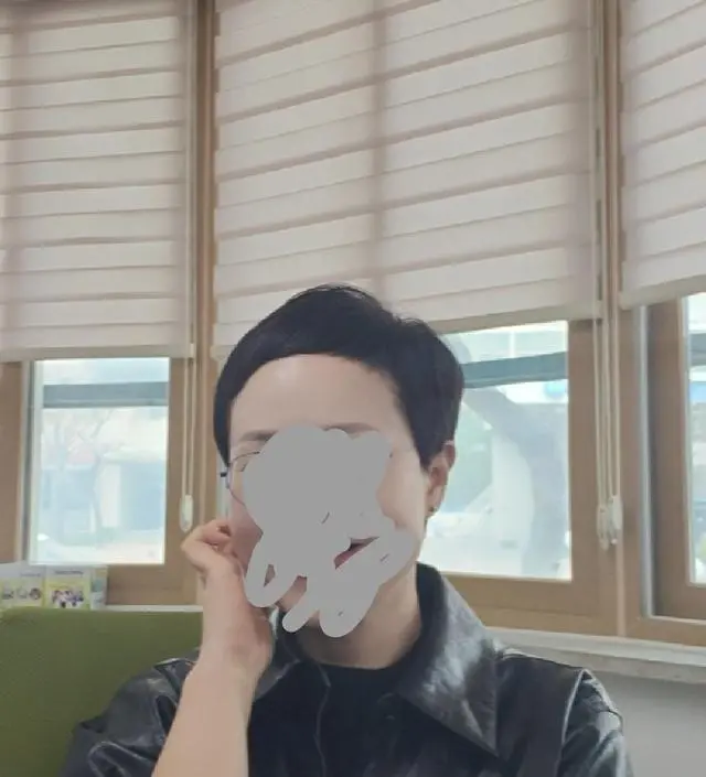 셔츠같은 자켓이예요 입었을때 편하구요 멋짐도있습니다
