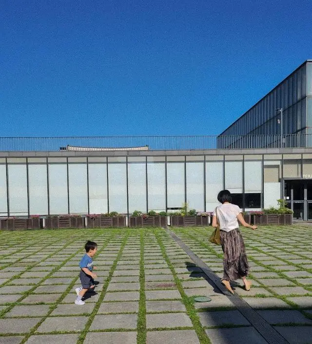 길어요 그치만... 진짜 너무... 예뻐요 🤍 