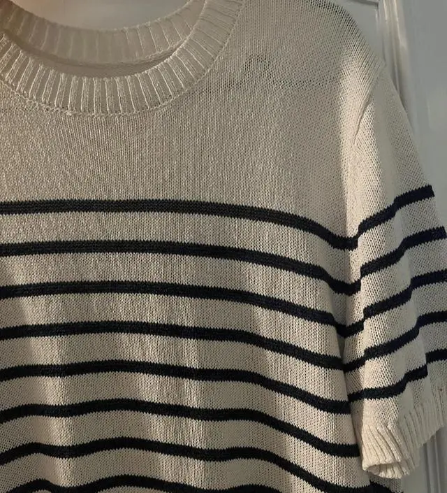 스트라이프 중에서 여성스러운 느낌이에요 원단이 고급스럽고 시원합니다 만족해요 