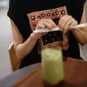 밴다나 한 끗으로 활력을 더한 bandana motif sleeveless tee