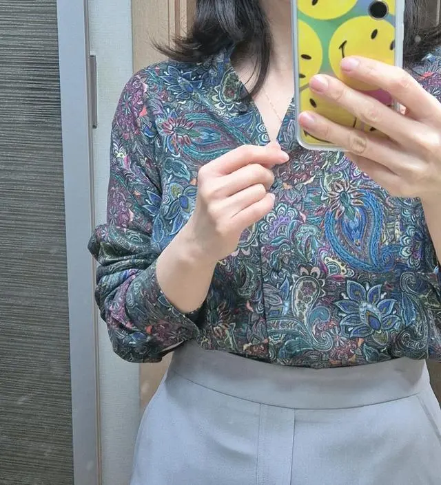 잘입을수 있을까 고민하다가 고급스러움이 있을꺼 같아 주문했어요 실물이 더 이쁘고 후