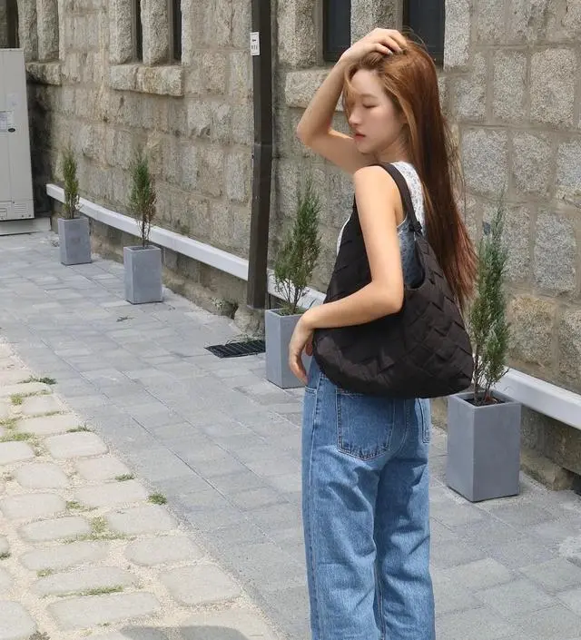 Leather Ring Mesh Bag - Black Currant - 엘바테게브