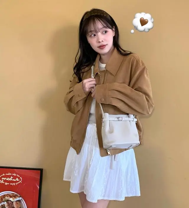 ◆ELBATEGEV◆Mallory Mini Bucket Bag Pale Stone 韓国発 Mallory Mini Bucket Bag Pale Stone 멜로리 미니 버킷백 페일