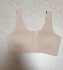 오.. 초5딸 아이 브래지어 타사에서 몇개나 샀다가 실패했어요~
