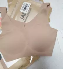 사이즈는 잘 맞아요
