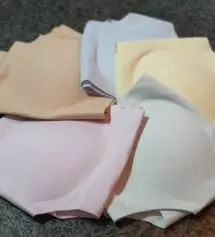 딸들꺼 사면서 저도 같이 입어볼까하고 깔별로 샀는데요~
