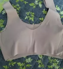 런닝브라만 입다가 이거 입더니 편하고 넘 좋다고 하네요. 런닝브라 버리고 이걸로 갈아