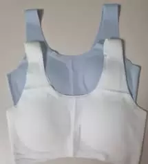 기존에 사용하던 속옷은 덥고 올라가서 불편해 했었는데 요제품은 편하고 너무 좋다고 