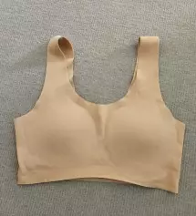 초등 6학년 아이인데  갑갑한걸 싫어해서 (좀 예민한편) 늘 입는것만 입을려구하는데 여