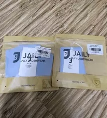 이 색상은 팬티까지 세트로 구매 했어요
