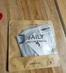 아이가  딴건 불편하다더니 이건딱  편하고 좋다고하네요.몇개더 사야겠어요.