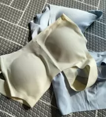 질감좋고 답답하지않게  입힐수있겠어요~