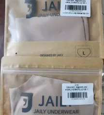 아이가 이속옷만 착용하고 싶어해서 이번엔 욕심을 좀내서 셋트 4개 브라2개 이렇게 구