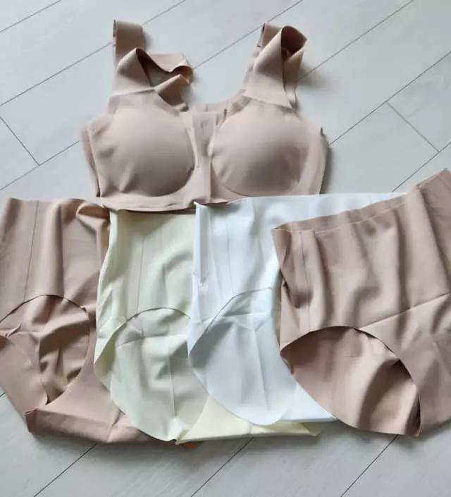 146/37키로 5학년입니다. 몸집에 비해 엉덩이가 있는 편이라 왠만한걸 사주면 고무줄이