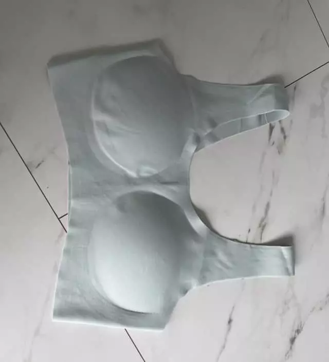 아이가  좀  큰게  편하다  하여 M 구매했는데
