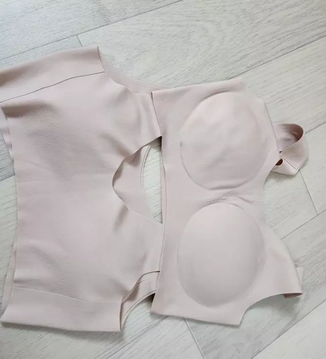 촉감이 부드럽고 신축성 좋아요
