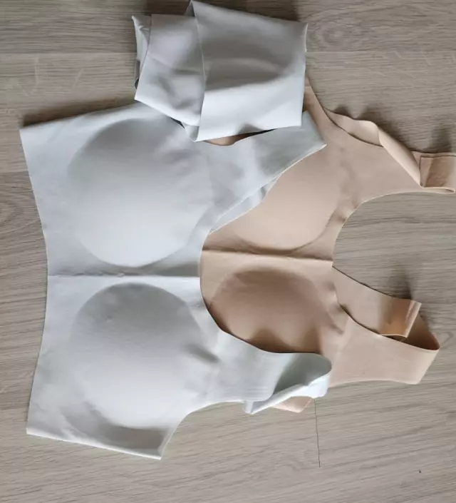 여름이고 크롭티를 입어야해서 샀는데 편하다고 하네요~~~