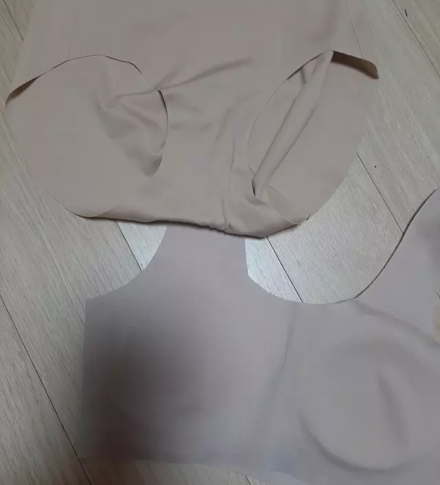 네이버페이에서 작성된 후기입니다.
