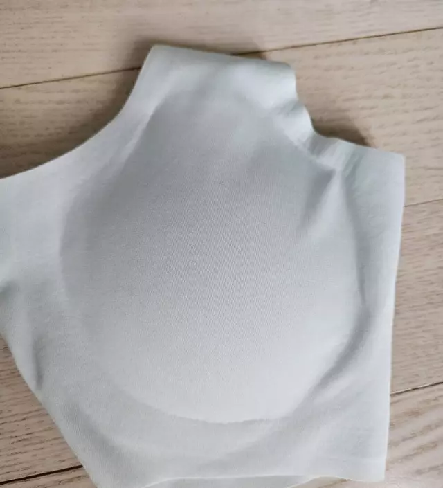 초5 때 S사이즈 사용하고 이후 m사이즈로 사이즈업했어요
