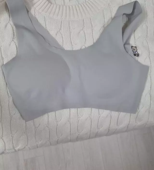 네이버페이에서 작성된 후기입니다.
