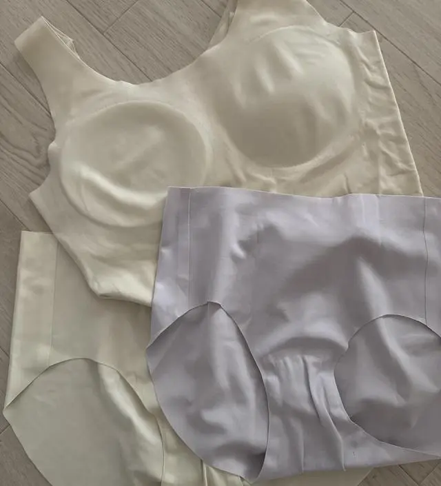 4학년 여아 가슴이 나오는
