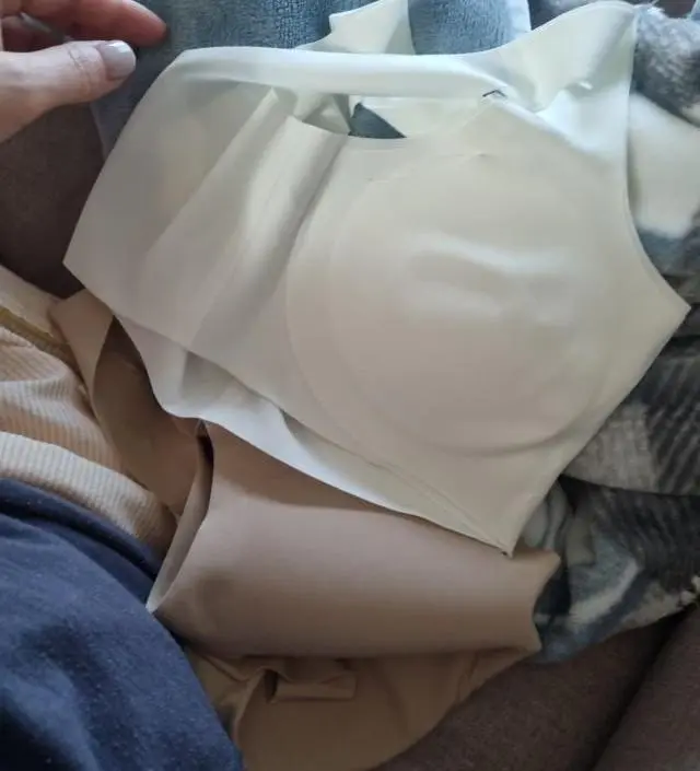 네이버페이에서 작성된 후기입니다.
