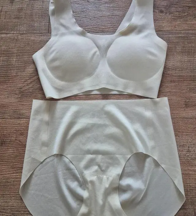 네이버페이에서 작성된 후기입니다.
