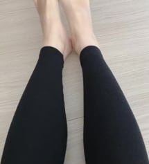 원피스나 롱티셔츠에 받쳐 입으려고 주문했어요, 찰떡스판 상품명처럼 쫀쫀하고 배 부분