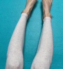 타 사이트에서 레깅스 구매했는데 레깅스인지 뭔지 쫀쫀함이 전혀 없고 앉았다 일어났다