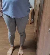 키작맘으로 구매했는데 길이 적당하고 좋아요~ M, L 둘다 사봤는데 흘러내리지도 않고 