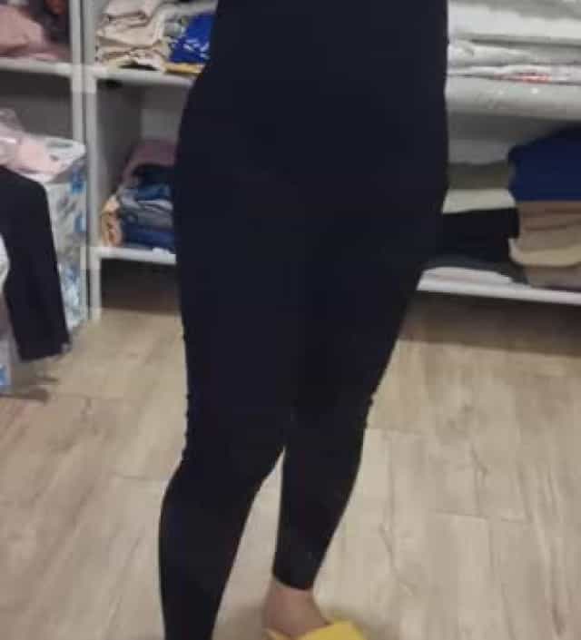 스판으로 잘늘어나고 좋아요 배도 편하고 길이도 적당하네용