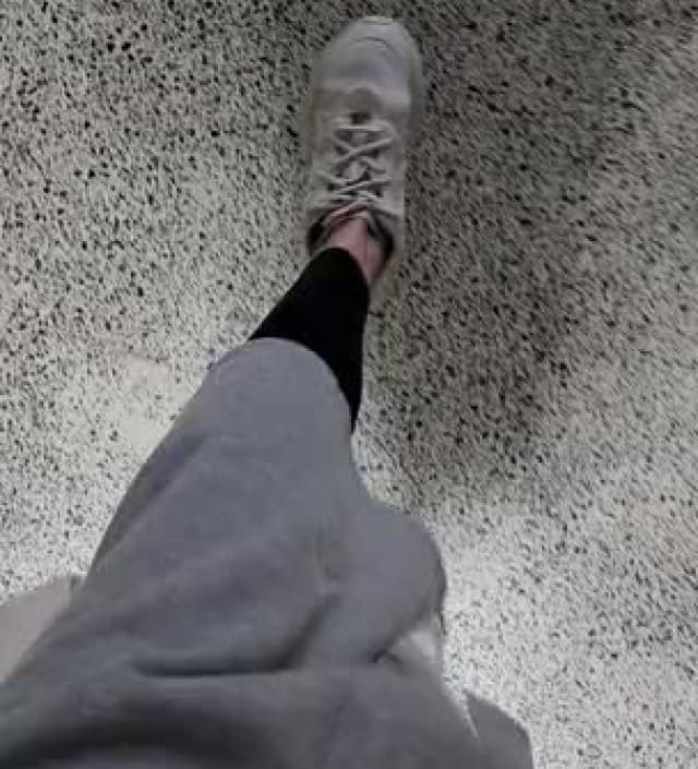 오늘 기온도 떨어지고 병원 진료를 위해 처음 입어봤습니다. 평소 레깅스는 전혀 입지 