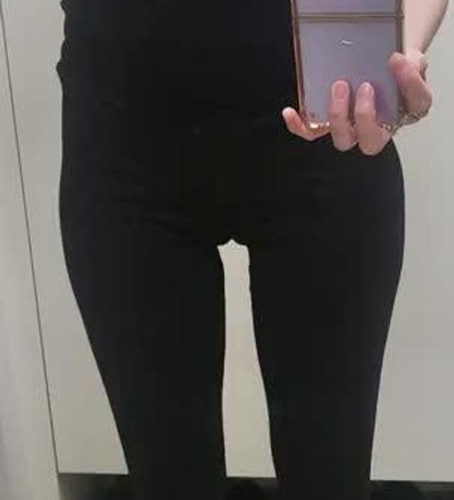 우연히 소임이라는 쇼핑몰을 알게됐는데 지금 임신 15주를 지나고있어서 배가 나왔어요