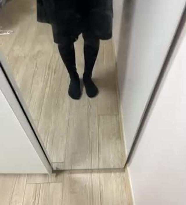 지금 날씨에 입기 딱 좋아요! 가을에는 만삭인데, 그 때에도 입기 좋을 것 같아요~ 깔별