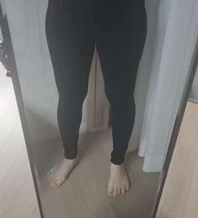 블랙이랑 오트밀샀는데 재질이 다르네용 m살까 l살까 고민하다 l샀는데 하체비만이라 m