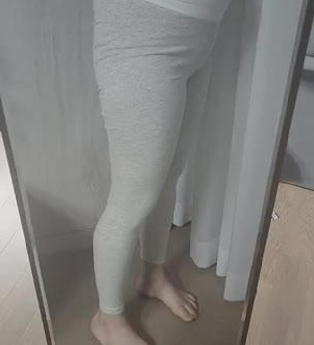 블랙이랑 오트밀샀는데 재질이 다르네용 m살까 l살까 고민하다 l샀는데 하체비만이라 m