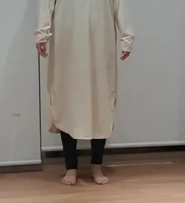 꽉조이는스타일은 아닌것같아요
