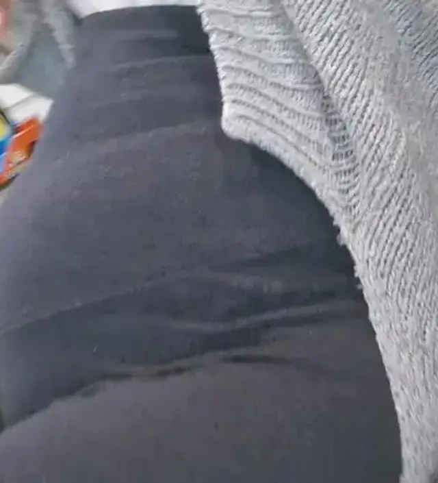 레깅스가 원래 편한건 알았지만 이건 훨씬 더 편하네요ㅎ 안입은것 같아요..ㅋㅋ