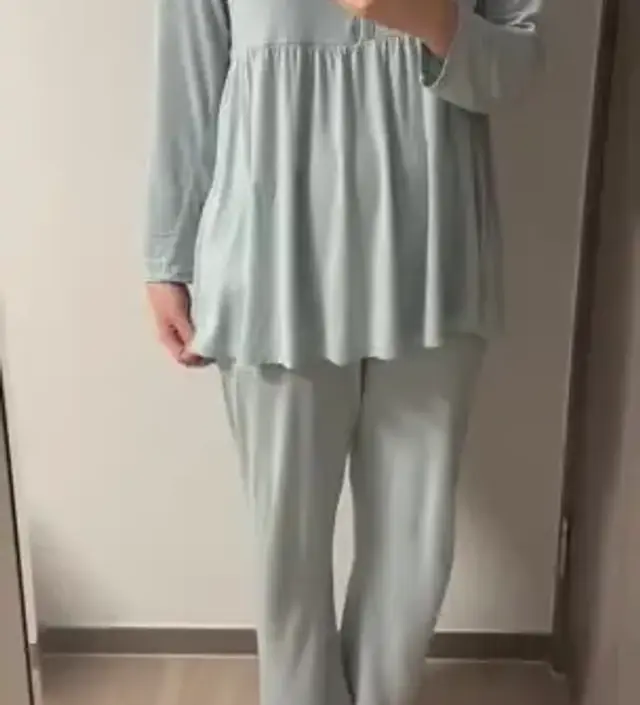 같은 제품 세개째 구입했습니다~ 기본형 쓰다가 밴드형 써요! 밴드형도 편하지만 저는 