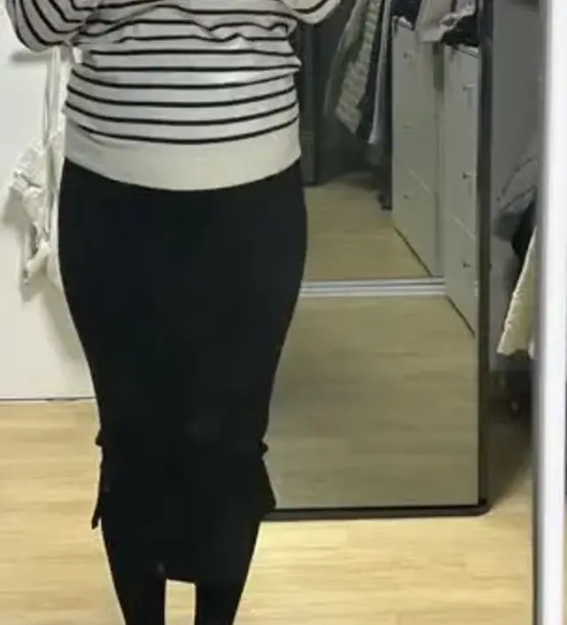 29주차 임산부에요 기모라서 따뜻하고 배조임 없어서 이너 스타킹으로 잘 신을것 같아요