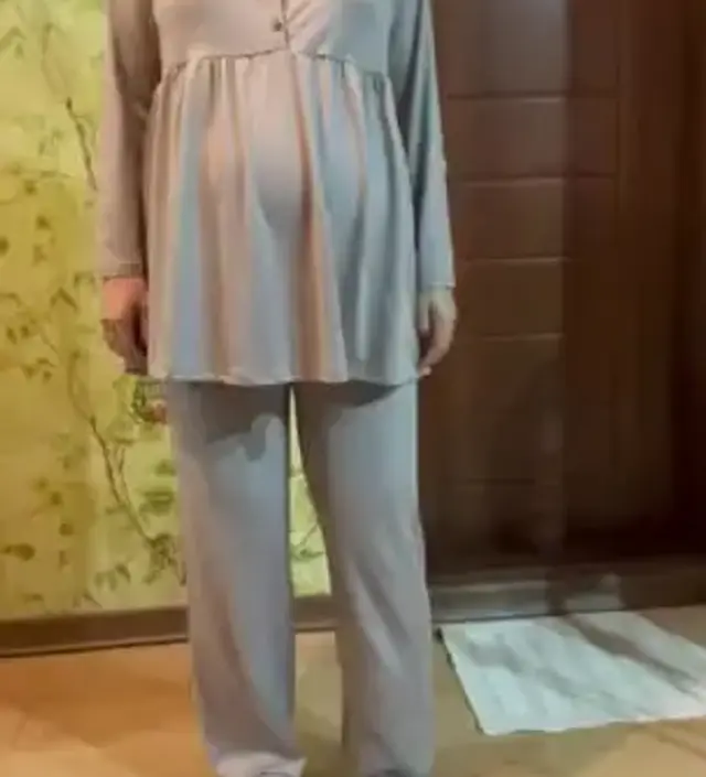 안에 캡이 내장되어서 집에서 편하게 입을수 있어서 좋네요
