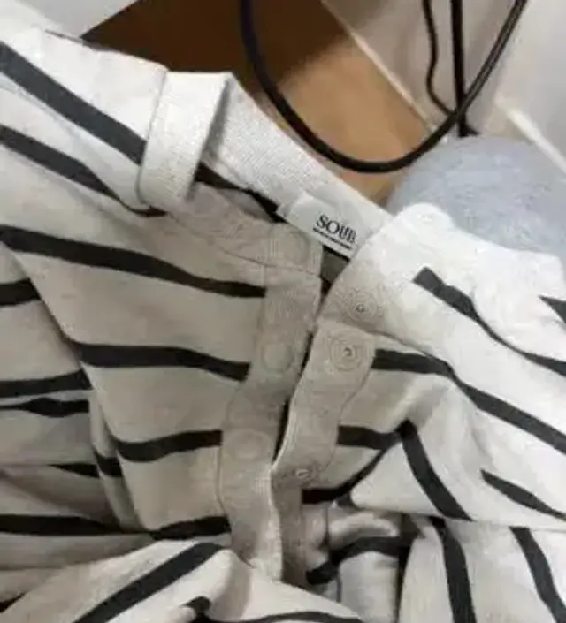 이거는 말모에요 한벌 샀다가 한벌또사고 지금 세번째 사요.. 재질이 짱부드럽고 버튼도