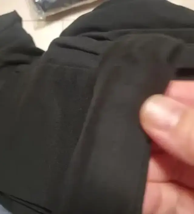 블랙 진짜 이뻐요ㅎ잘입어진 레깅스 재질도 좋네요